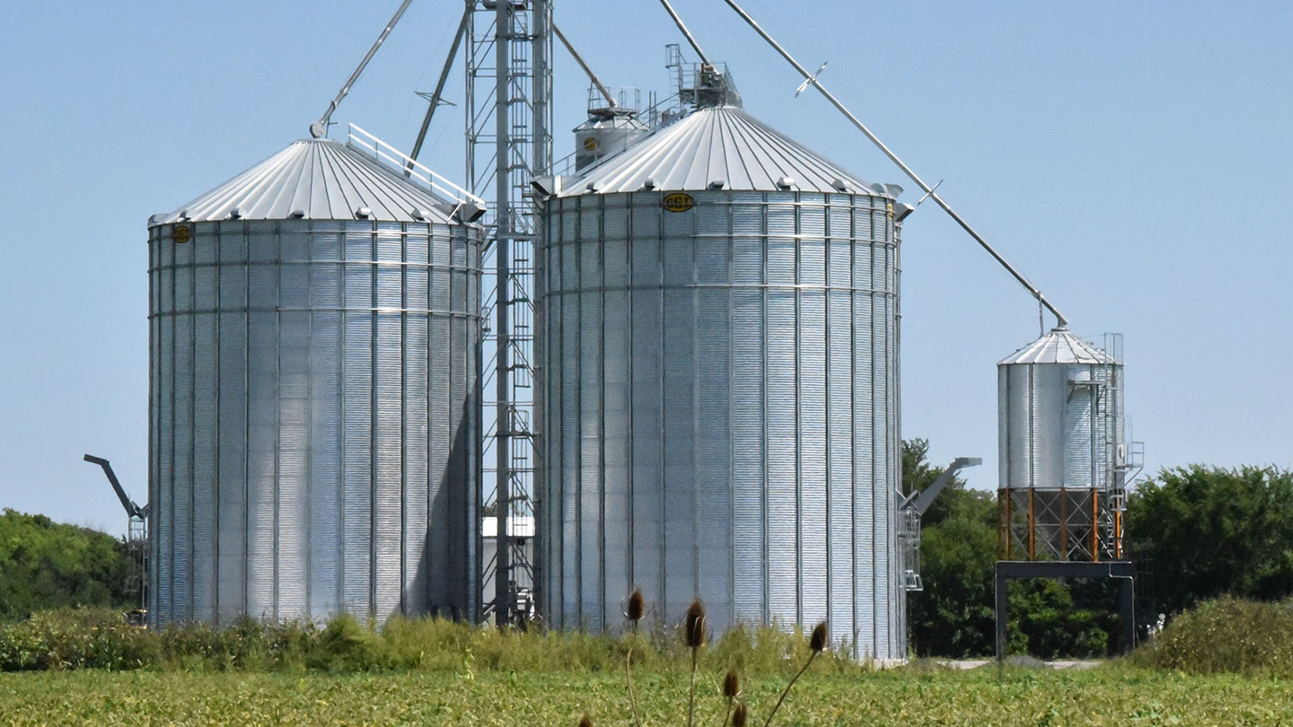 Auger Unloads